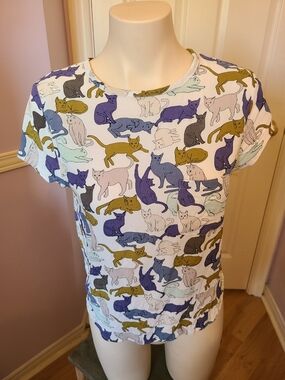 H&M White Short Sleeve Tee with Multicolor Cat Print